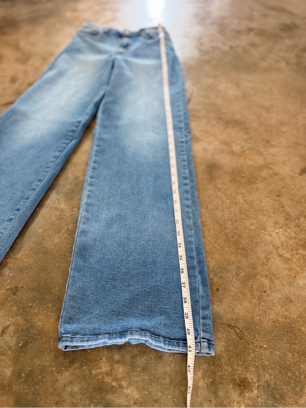 refuge Wide Leg High Rise Stretch Jeans Light Wash Size 1 (tagged XS) EUC - Picture 6 of 9